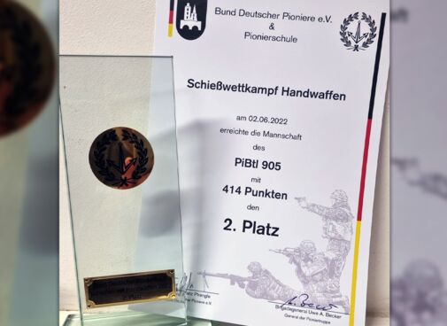 Ein verdienter Platz 2 von 15 Gruppen beim Schießwettkampf mit Handwaffen am Tag der Pioniere in Ingolstadt.