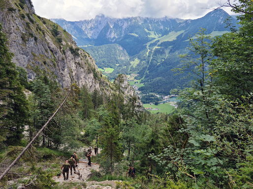 Abstieg vom Grünstein zum Königssee.