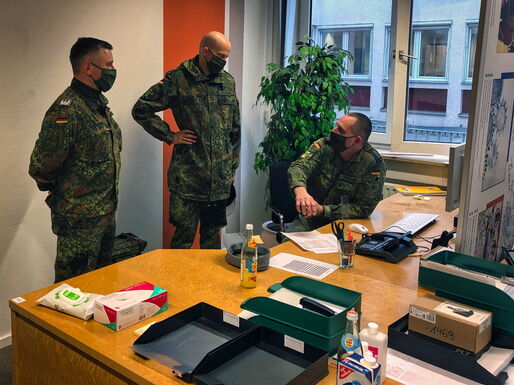 Oberstleutant Felix Gaukler zur Dienstaufsicht in Pfaffenhofen