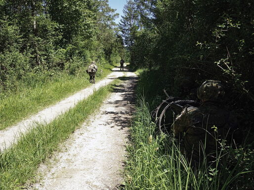 Gefechtsdienstausbildung der Pioniere.
