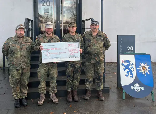 Pionierbataillon 905 sammelt 905 EUR für das Bundeswehr Sozialwerk